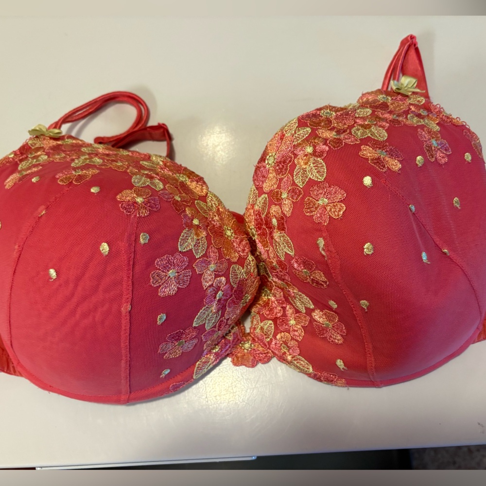 Cacique Red and Gold Floral Lace Bra